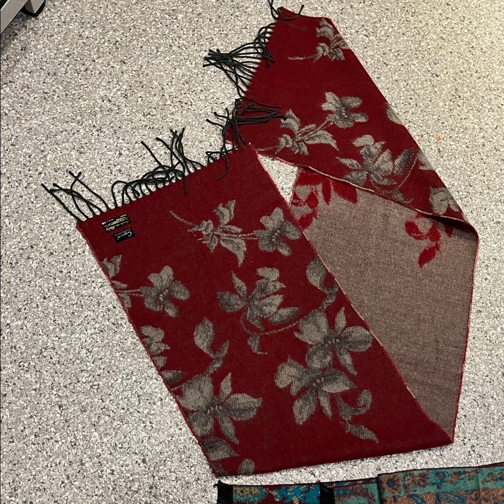 Cejon Red and Gray Floral Scarf NWOT